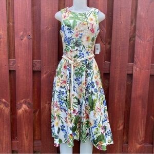 Danny & Nicole White A-Line Sundress Size 4